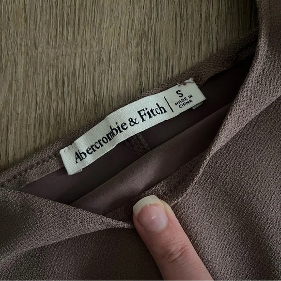 Abercrombie & Fitch Long Sleeve Corset Scoop Neck Top - Taupe Brown - Size S - Picture 9 of 13